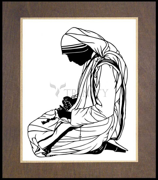 St. Teresa of Calcutta - Kneeling - Wood Plaque Premium by Dan Paulos - Trinity Stores
